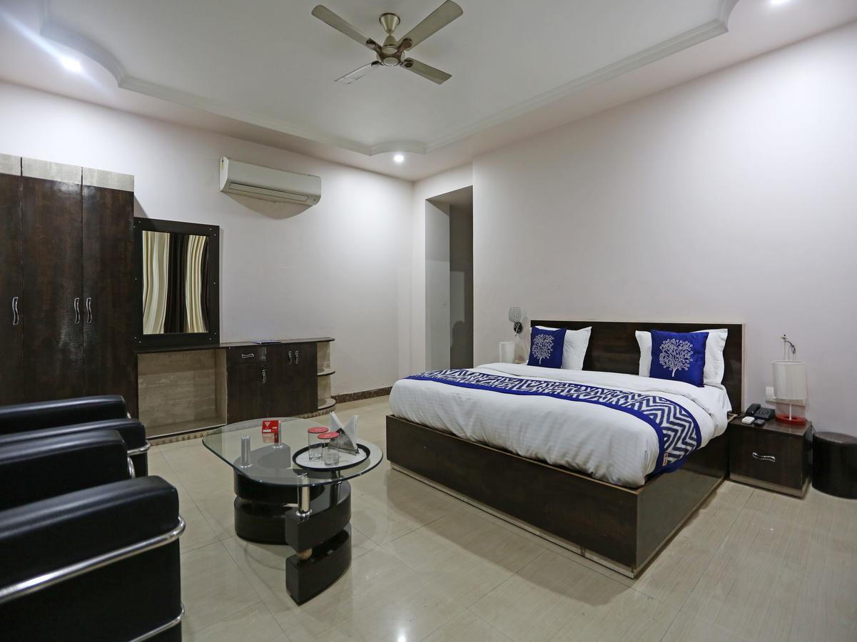 Oyo 4635 Sheetal Hotel Haldwani Ngoại thất bức ảnh