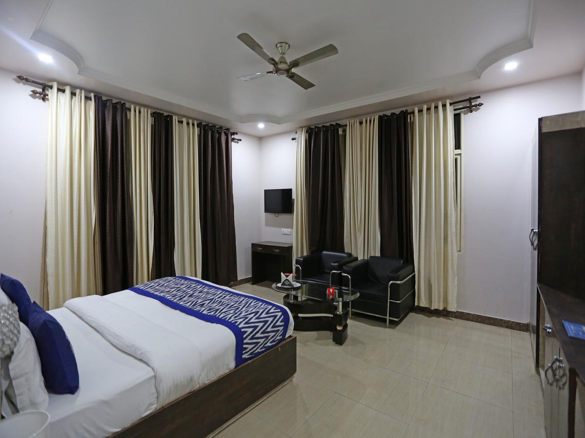 Oyo 4635 Sheetal Hotel Haldwani Ngoại thất bức ảnh