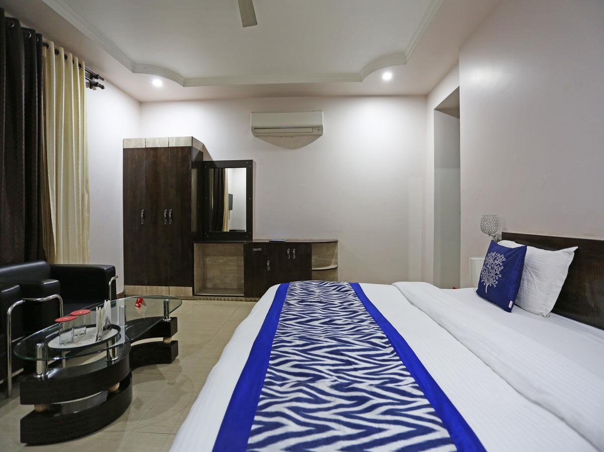 Oyo 4635 Sheetal Hotel Haldwani Ngoại thất bức ảnh